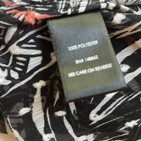 Torrid Kimono Womens Size (14-18) 1 / 2 Black Floral  Open Semi Sheer Beach - Picture 6 of 8